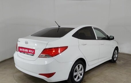 Hyundai Solaris II рестайлинг, 2015 год, 820 000 рублей, 5 фотография