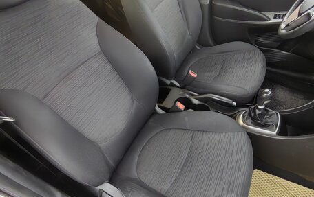 Hyundai Solaris II рестайлинг, 2015 год, 820 000 рублей, 21 фотография