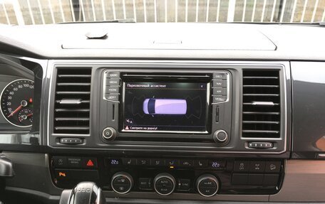 Volkswagen Multivan T6 рестайлинг, 2018 год, 5 050 000 рублей, 11 фотография