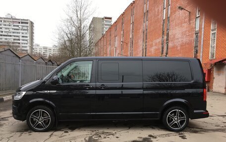 Volkswagen Multivan T6 рестайлинг, 2018 год, 5 050 000 рублей, 3 фотография
