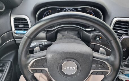Jeep Grand Cherokee, 2018 год, 3 900 000 рублей, 21 фотография