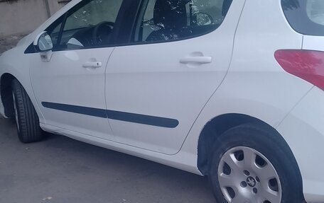 Peugeot 308 II, 2011 год, 380 000 рублей, 3 фотография