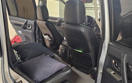 Mitsubishi Pajero IV, 2011 год, 1 700 000 рублей, 14 фотография