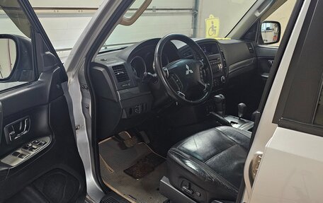 Mitsubishi Pajero IV, 2011 год, 1 700 000 рублей, 13 фотография