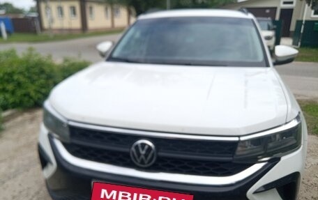 Volkswagen Taos, 2022 год, 2 650 000 рублей, 1 фотография