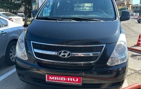 Hyundai Grand Starex Grand Starex I рестайлинг 2, 2009 год, 950 000 рублей, 1 фотография