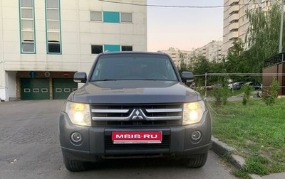 Mitsubishi Pajero IV, 2008 год, 2 000 000 рублей, 1 фотография