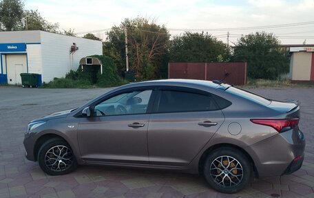 Hyundai Solaris II рестайлинг, 2018 год, 1 230 000 рублей, 4 фотография