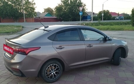 Hyundai Solaris II рестайлинг, 2018 год, 1 230 000 рублей, 8 фотография