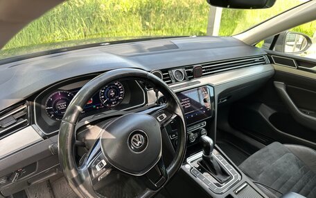 Volkswagen Passat B8 рестайлинг, 2018 год, 1 590 000 рублей, 11 фотография