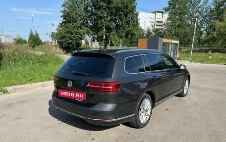 Volkswagen Passat B8 рестайлинг, 2018 год, 1 590 000 рублей, 3 фотография