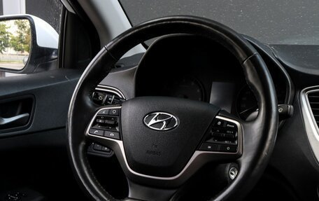 Hyundai Solaris II рестайлинг, 2019 год, 1 337 000 рублей, 13 фотография