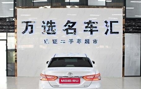 Toyota Camry, 2022 год, 2 650 000 рублей, 2 фотография