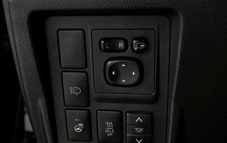 Toyota Land Cruiser Prado 150 рестайлинг 2, 2016 год, 3 298 000 рублей, 22 фотография