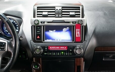 Toyota Land Cruiser Prado 150 рестайлинг 2, 2016 год, 3 298 000 рублей, 15 фотография