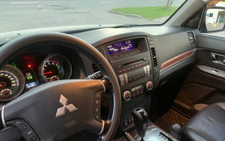 Mitsubishi Pajero IV, 2008 год, 2 000 000 рублей, 6 фотография