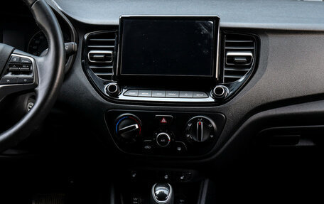 Hyundai Solaris II рестайлинг, 2021 год, 1 747 000 рублей, 12 фотография