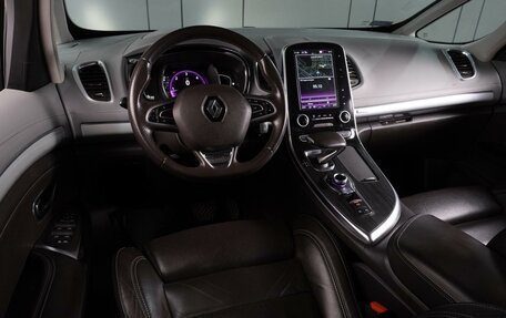 Renault Espace V рестайлинг, 2016 год, 1 785 000 рублей, 6 фотография