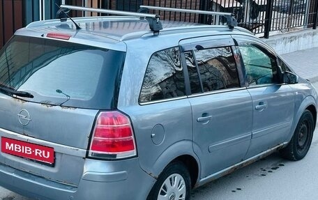 Opel Zafira B, 2006 год, 260 000 рублей, 7 фотография