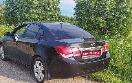 Chevrolet Cruze II, 2010 год, 585 000 рублей, 5 фотография