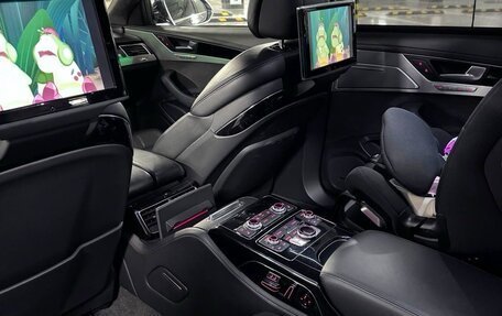 Audi A8, 2011 год, 2 100 000 рублей, 11 фотография