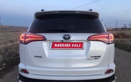 Toyota RAV4, 2018 год, 3 800 000 рублей, 1 фотография
