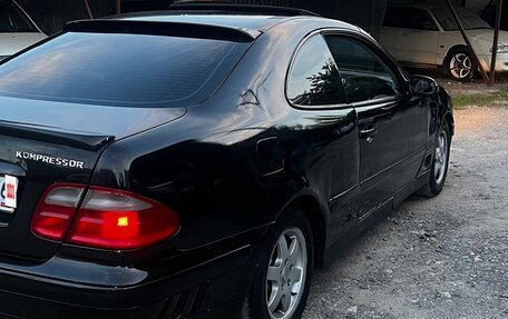 Mercedes-Benz CLK-Класс, 2000 год, 380 000 рублей, 4 фотография