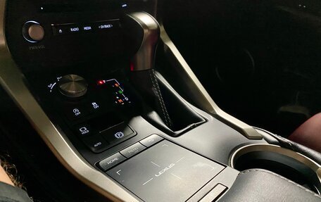 Lexus NX I, 2018 год, 3 000 000 рублей, 18 фотография