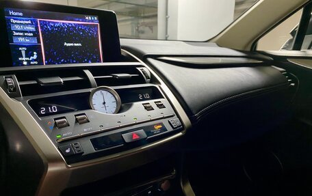 Lexus NX I, 2018 год, 3 000 000 рублей, 17 фотография