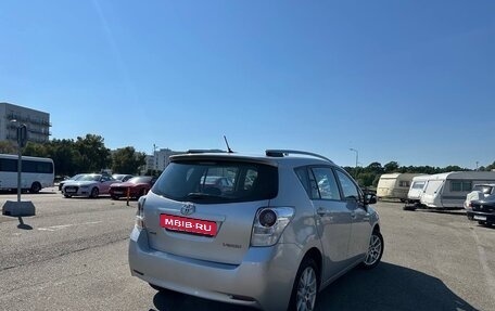 Toyota Verso I, 2010 год, 1 150 000 рублей, 4 фотография