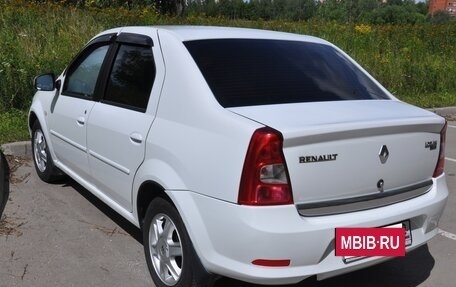 Renault Logan I, 2013 год, 900 000 рублей, 2 фотография