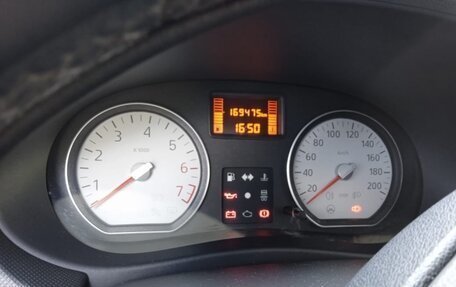 Renault Logan I, 2013 год, 900 000 рублей, 16 фотография