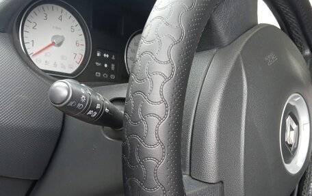 Renault Logan I, 2013 год, 900 000 рублей, 13 фотография