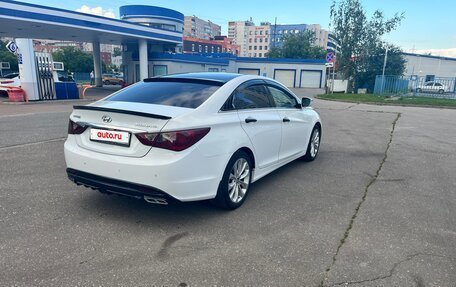Hyundai Sonata VI, 2011 год, 899 000 рублей, 8 фотография