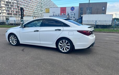 Hyundai Sonata VI, 2011 год, 899 000 рублей, 9 фотография