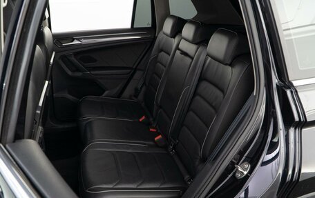 Volkswagen Tiguan II, 2018 год, 2 724 850 рублей, 9 фотография