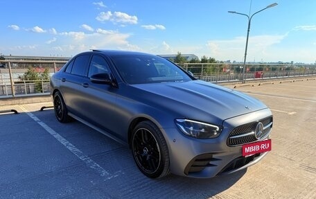 Mercedes-Benz E-Класс, 2021 год, 5 900 000 рублей, 5 фотография