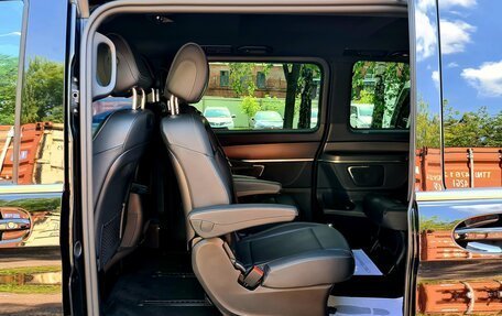 Mercedes-Benz V-Класс, 2019 год, 6 699 000 рублей, 18 фотография