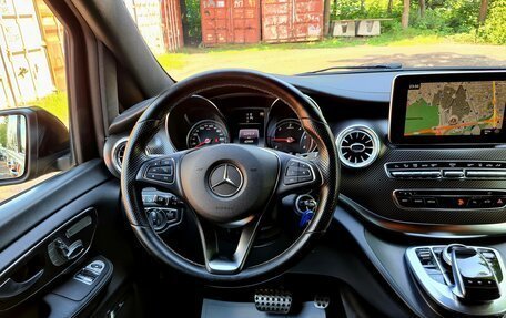 Mercedes-Benz V-Класс, 2019 год, 6 699 000 рублей, 24 фотография
