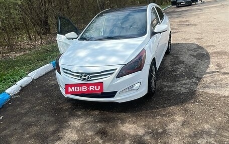 Hyundai Solaris II рестайлинг, 2015 год, 750 000 рублей, 9 фотография