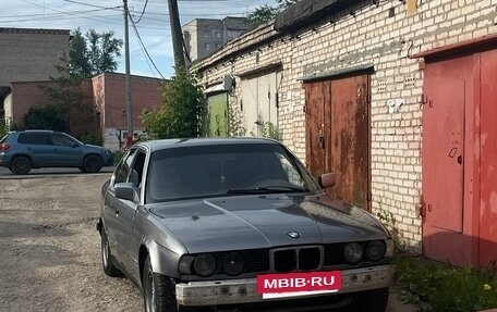BMW 5 серия, 1991 год, 250 000 рублей, 10 фотография