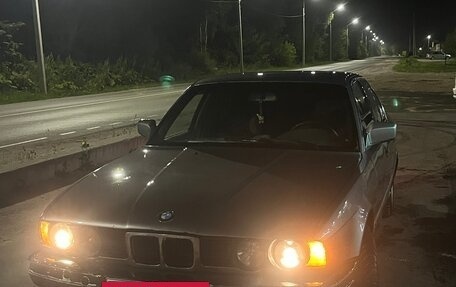 BMW 5 серия, 1991 год, 250 000 рублей, 3 фотография