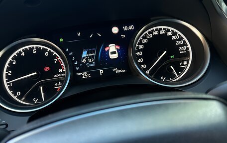 Toyota Camry, 2022 год, 3 950 000 рублей, 15 фотография