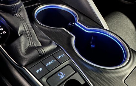 Toyota Camry, 2022 год, 3 950 000 рублей, 19 фотография