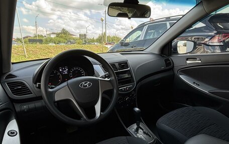 Hyundai Solaris II рестайлинг, 2015 год, 998 000 рублей, 6 фотография