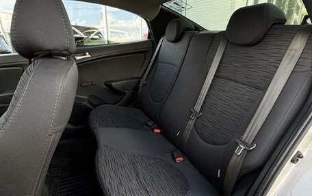 Hyundai Solaris II рестайлинг, 2015 год, 998 000 рублей, 9 фотография