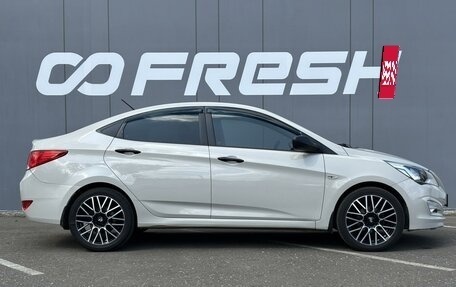 Hyundai Solaris II рестайлинг, 2015 год, 998 000 рублей, 5 фотография