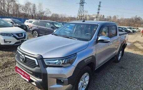 Toyota Hilux VIII, 2017 год, 3 000 000 рублей, 6 фотография