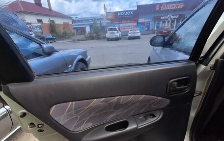 Nissan Wingroad III, 2001 год, 200 000 рублей, 11 фотография