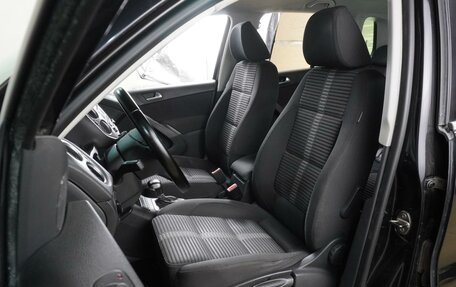 Volkswagen Tiguan I, 2009 год, 1 039 000 рублей, 10 фотография